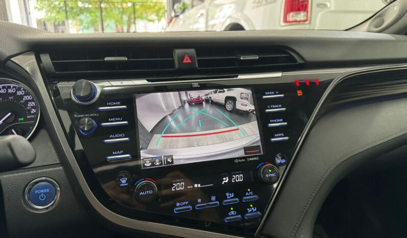Toyota Camry Xle Hybrid 2020 lleno