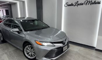 Toyota Camry Xle Hybrid 2020 lleno