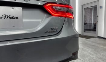 Toyota Camry Xle Hybrid 2020 lleno