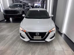 Nissan Sentra CVT 2023 lleno