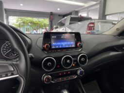 Nissan Sentra CVT 2023 lleno