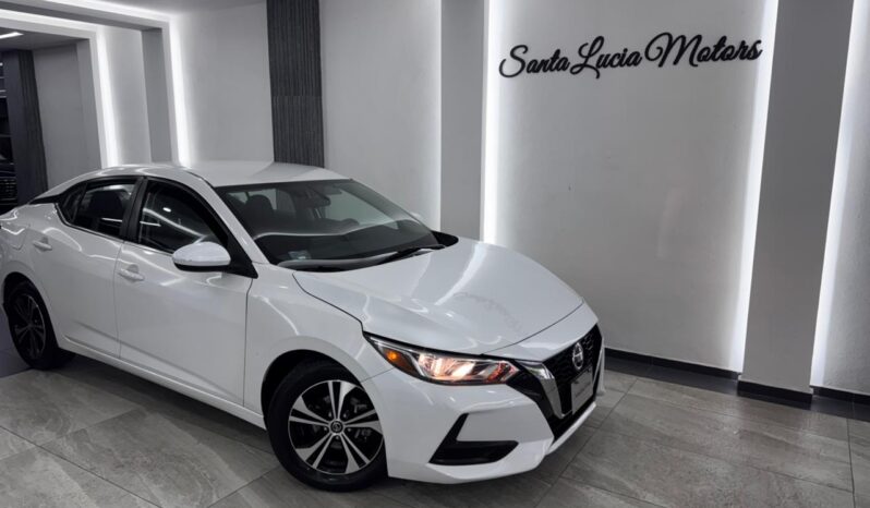 Nissan Sentra CVT 2023 lleno