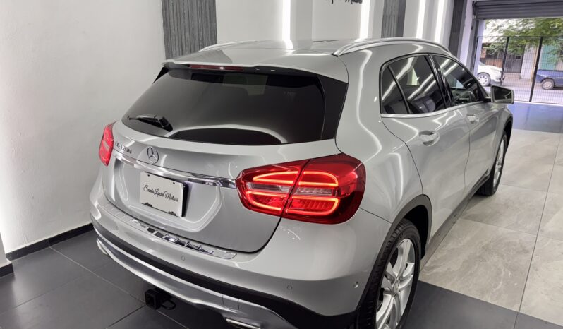 MERCEDES BENZ GLA200 2017 lleno