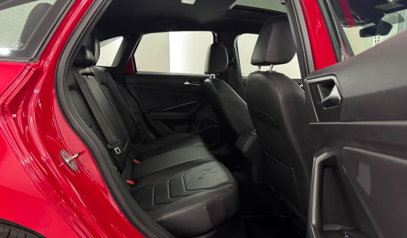 Volkswagen Jetta GLI 2019 lleno