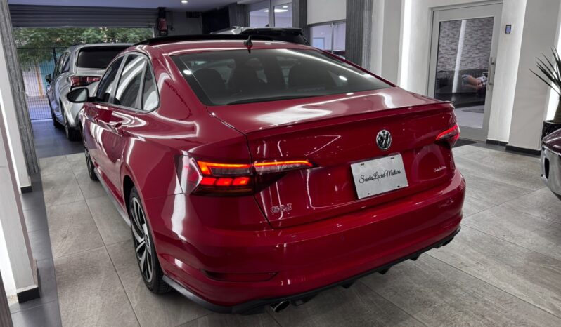 Volkswagen Jetta GLI 2019 lleno