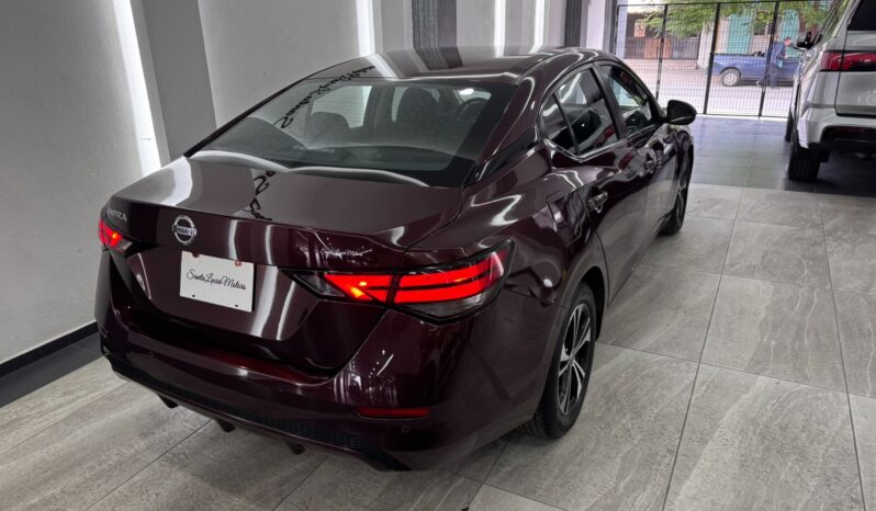 Nissan Sentra advance cvt 2023 lleno