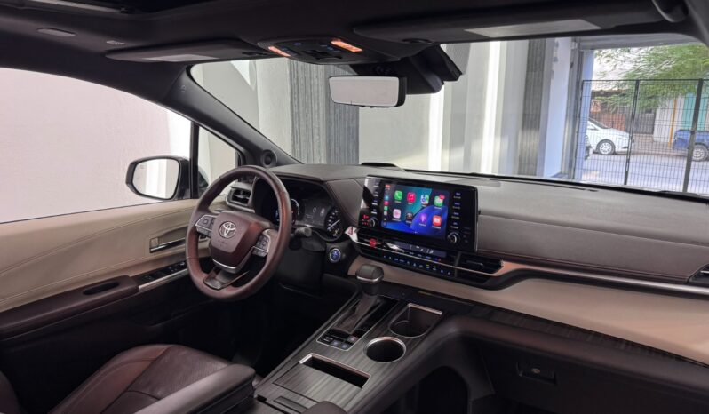 Toyota Sienna Platinum 2024 lleno