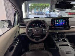 Toyota Sienna Platinum 2024 lleno