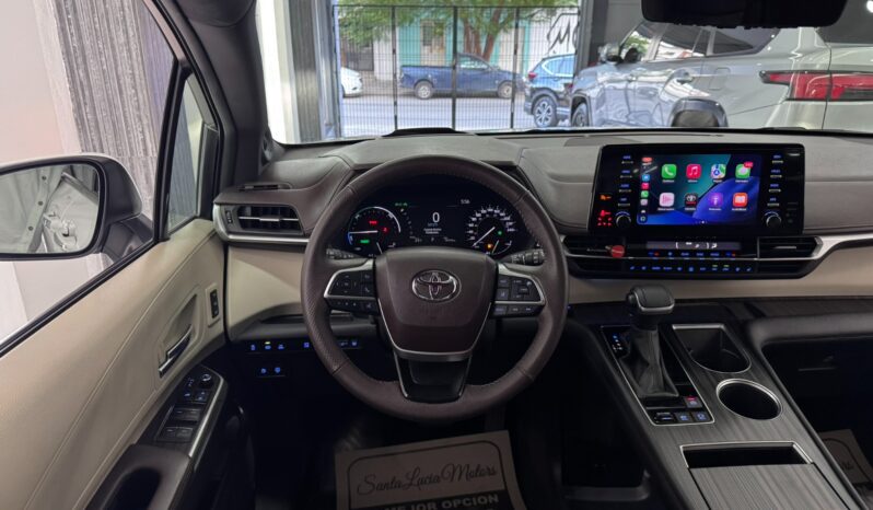 Toyota Sienna Platinum 2024 lleno