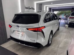 Toyota Sienna Platinum 2024 lleno