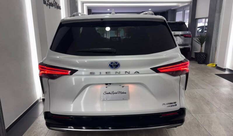 Toyota Sienna Platinum 2024 lleno