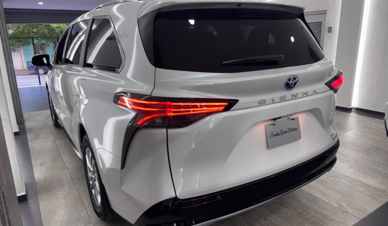 Toyota Sienna Platinum 2024 lleno