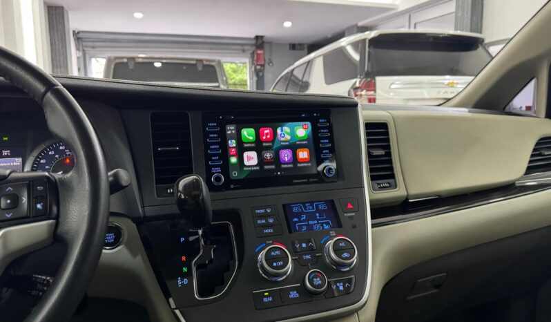 Toyota Sienna XLE Piel 2020 lleno