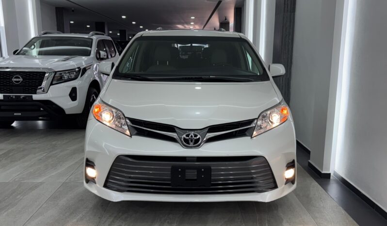 Toyota Sienna XLE Piel 2020 lleno
