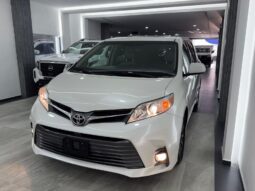 Toyota Sienna XLE Piel 2020 lleno