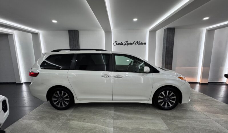 Toyota Sienna XLE Piel 2020 lleno