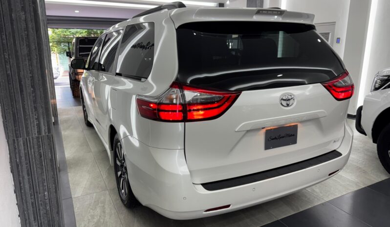 Toyota Sienna XLE Piel 2020 lleno