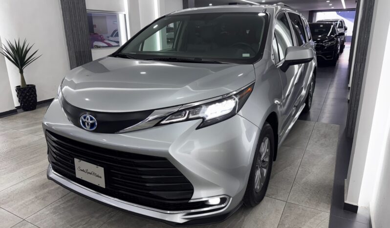 Toyota Sienna Xle Piel HEV 2021 lleno