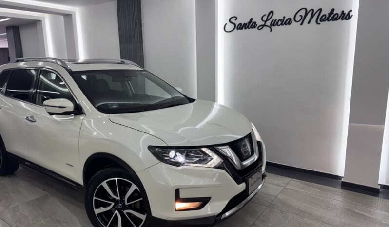 Nissan Xtrail Exclusive Hybrid 2020 lleno