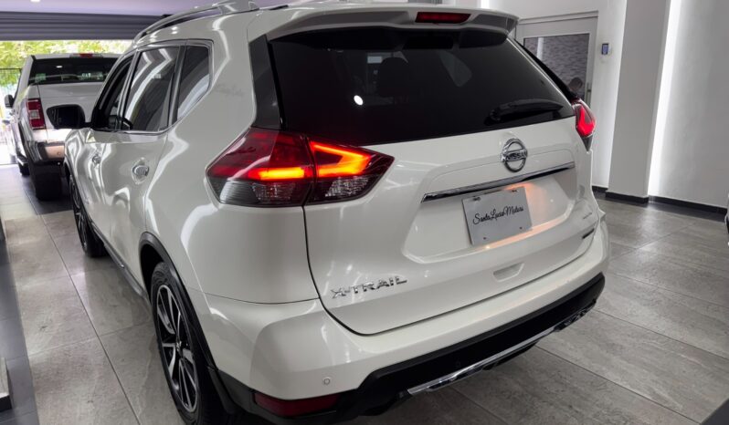 Nissan Xtrail Exclusive Hybrid 2020 lleno