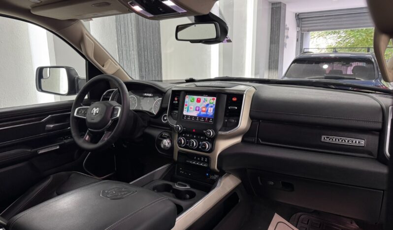 Ram 1500 Laramie 4×2 2019 lleno