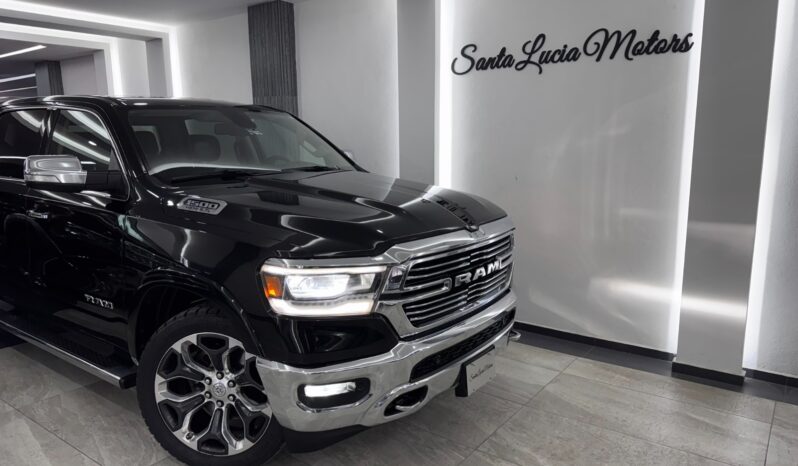 Ram 1500 Laramie 4×2 2019 lleno