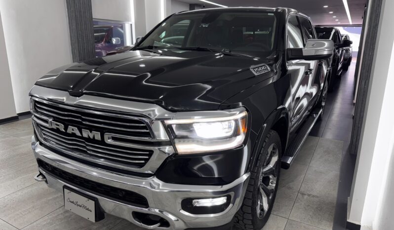Ram 1500 Laramie 4×2 2019 lleno