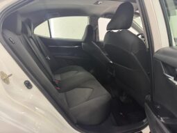 Toyota Camry LE 2019 lleno