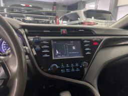 Toyota Camry LE 2019 lleno