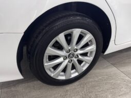 Toyota Camry LE 2019 lleno