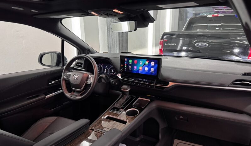 Toyota Sienna Platinum 2025 lleno