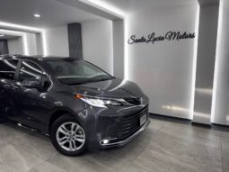 Toyota Sienna Platinum 2025 lleno