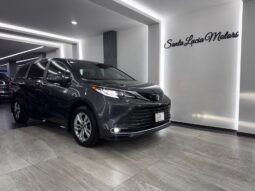 Toyota Sienna Platinum 2025 lleno