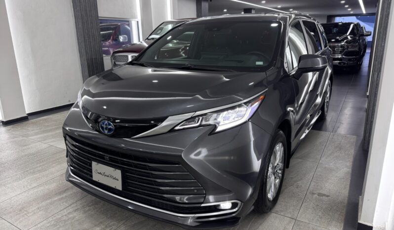Toyota Sienna Platinum 2025 lleno