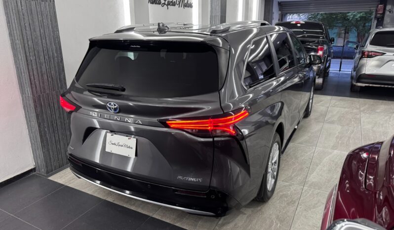 Toyota Sienna Platinum 2025 lleno