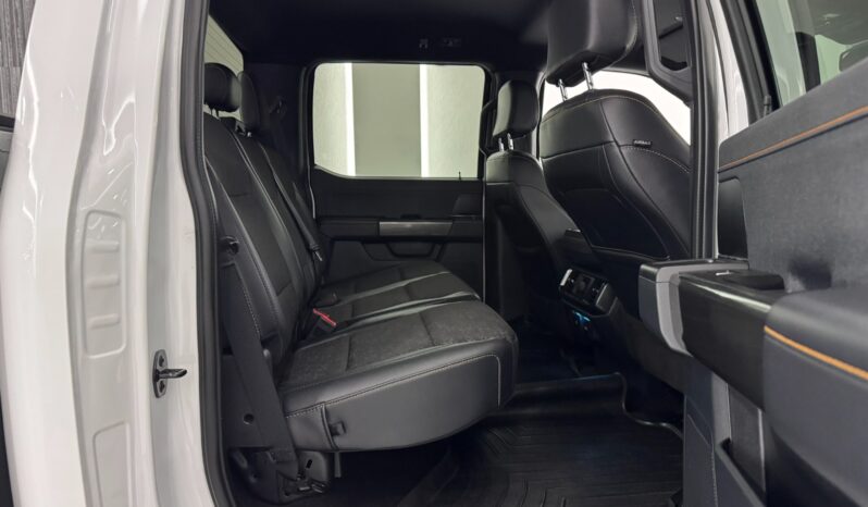 Ford Lobo Tremor 2023 lleno