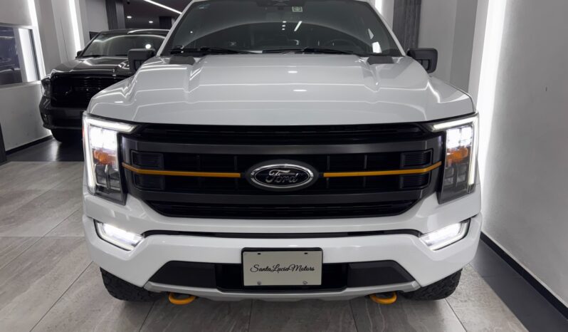 Ford Lobo Tremor 2023 lleno