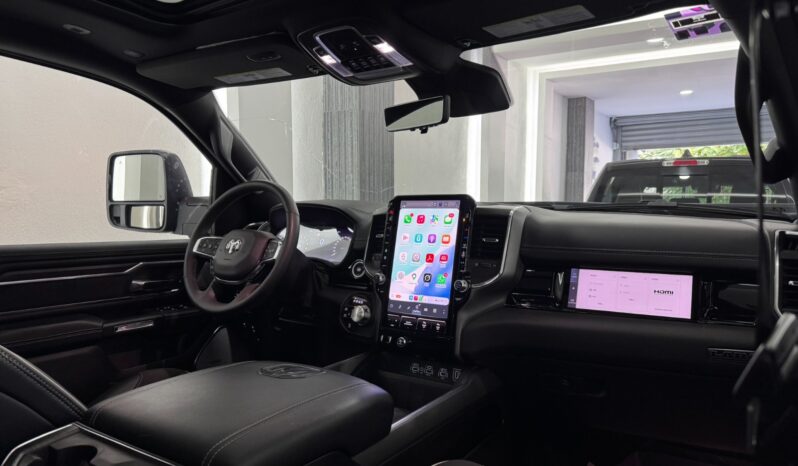 Ram 1500 Laramie Sport 2025 lleno
